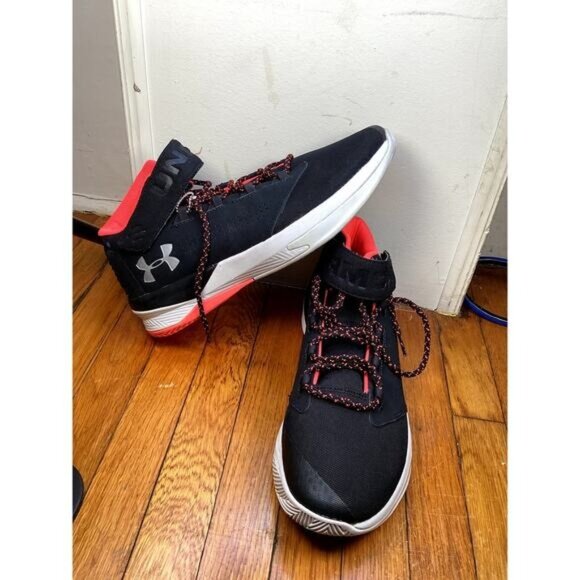UNDER ARMOUR Men's GET B ZEE SHOES SIZE 11.5